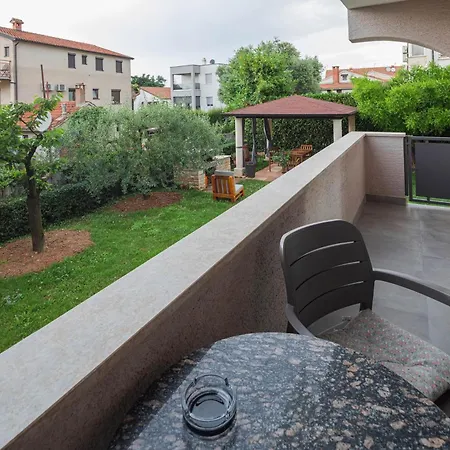 Bozena-porec Апартаменты *